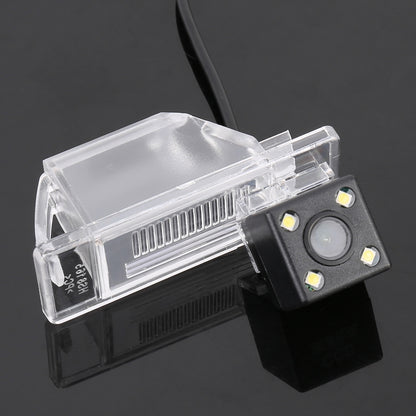656x492 พิกเซลที่มีประสิทธิภาพ HD กันน้ำ 4 LED Night Vision มุมกว้างรถมองหลังสำรองกล้องถอยหลังสำหรับนิสสันตระเวน 2017-2018 / เตะ 2017-2018, For Nissan Patrol 2017-2018 / Kicks 2017-2018