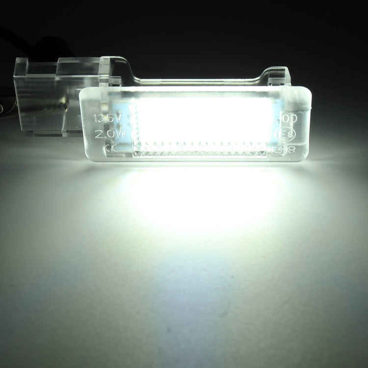 2 ชิ้น DC12V / 1.5 วัตต์ / 6000K / 100LM รถที่วางเท้าไฟช่องวางเท้าโคมไฟโคมไฟที่นั่ง 18LEDs SMD-3528 โคมไฟสำหรับโฟล์คสวาเกน, Car Foot Nest Lights