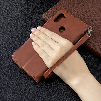 Retro Lambskin Texture ซองหนัง PU พลิกแนวนอนสีบริสุทธิ์พร้อมตัวยึดและช่องเสียบการ์ดและกระเป๋าสตางค์และเชือกเส้นเล็ก, For Galaxy A11