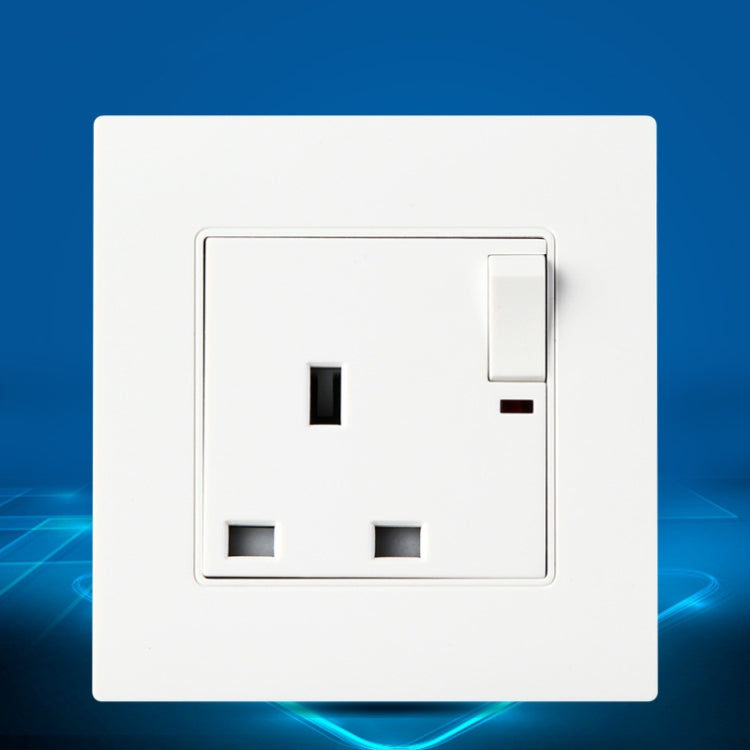 86 Type PC 13A ปลั๊กไฟสามรูพร้อมสวิตช์ไฟ, ปลั๊ก UK