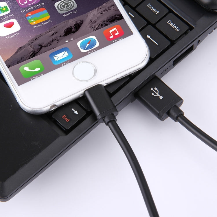 สายชาร์จ 1m 3A 8 Pin to USB Data Sync สำหรับ iPhone, iPad เส้นผ่านศูนย์กลาง: 4 ซม