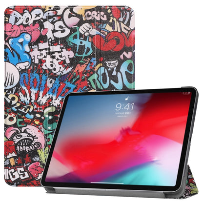 ซองหนังทาสีลายกราฟฟิตีแนวนอนพลิกสำหรับ iPad Pro 11 นิ้ว (2018) พร้อมตัวยึดสามพับและฟังก์ชั่นปลุก / นอนหลับ, For iPad Pro 11 inch (2018)
