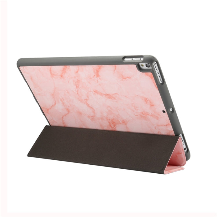 ซองหนังพลิกแนวนอนลายพื้นผิวหินอ่อนสำหรับ iPad Air 2019 10.5 นิ้วพร้อมตัวยึดสามพับและช่องใส่ปากกาและฟังก์ชั่นพัก / ปลุก, For iPad Air 2019 10.5 inch