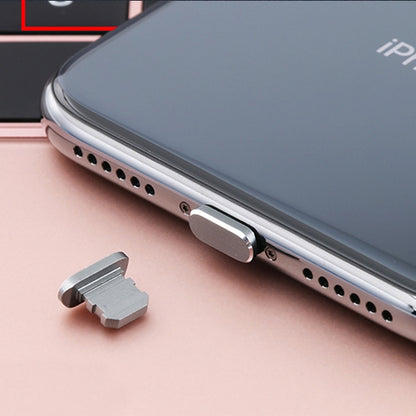 2 ชิ้นสากล 8 Pin ชาร์จพอร์ตโลหะปลั๊กป้องกันฝุ่นสำหรับ iPhone