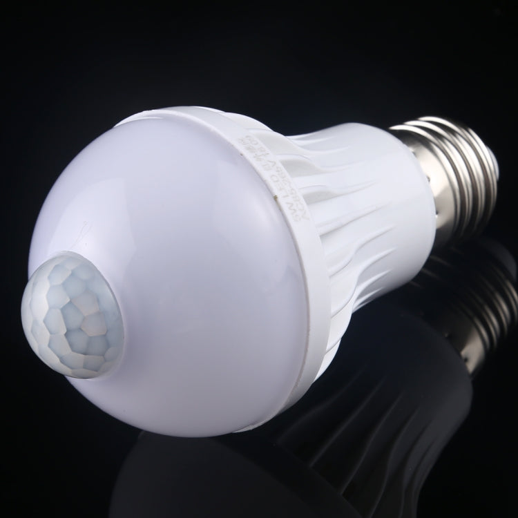 E27 5W 12 LEDs SMD 5730 300LM อินฟราเรด Motion Sensor หลอดไฟ LED, ระยะเซนเซอร์: 4-6 ม., AC 220V, E27 5W White Light, E27 5W Warm White