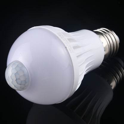 E27 5W 12 LEDs SMD 5730 300LM อินฟราเรด Motion Sensor หลอดไฟ LED, ระยะเซนเซอร์: 4-6 ม., AC 220V, E27 5W White Light, E27 5W Warm White