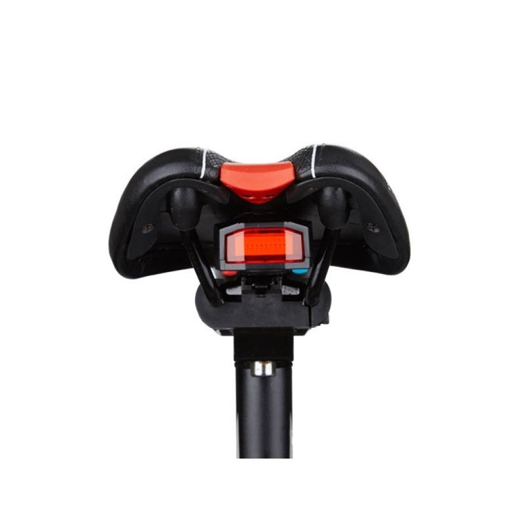 IP65 กันน้ำ USB ชาร์จสมาร์ทซัง LED ปลุกจักรยานไฟท้ายไฟท้ายพร้อมรีโมทควบคุมระยะ: 1-100 เมตร, IP65 Waterproof Taillight