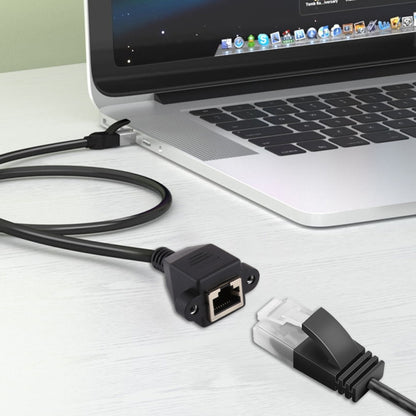 สายเคเบิลต่อขยายล็อคสกรูยึดแผงเครือข่าย RJ45 หญิงถึงชาย CATE5 ความยาว: 0.3 ม, 0.3m