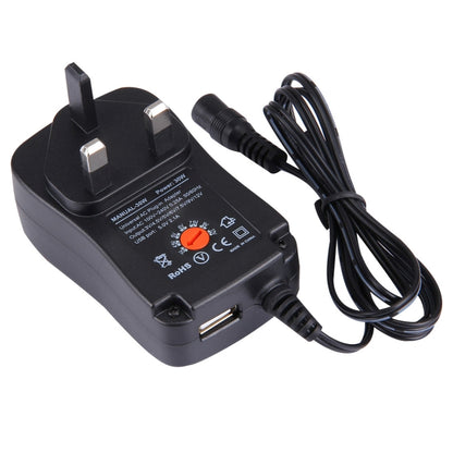 UK Plug Universal 30W Power Wall Plug-in Adapter พร้อมพอร์ต USB 5V 2.1A, เคล็ดลับ: 8 ชิ้น, ความยาวสายเคเบิล: ประมาณ 1.2 ม., UK Plug