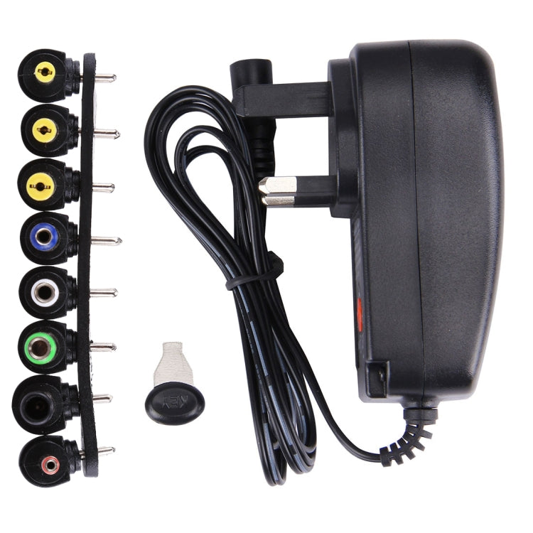 UK Plug Universal 30W Power Wall Plug-in Adapter พร้อมพอร์ต USB 5V 2.1A, เคล็ดลับ: 8 ชิ้น, ความยาวสายเคเบิล: ประมาณ 1.2 ม., UK Plug