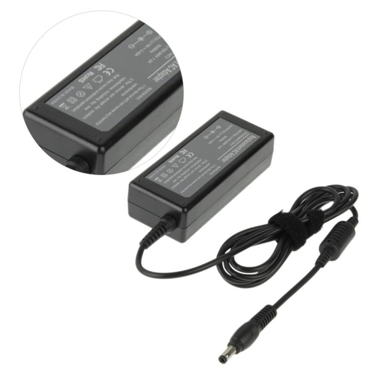 อะแดปเตอร์ AC 19V 3.42A สำหรับโน้ตบุ๊กโตชิบา เคล็ดลับเอาต์พุต: 5.5 x 2.5 มม., 3.42A