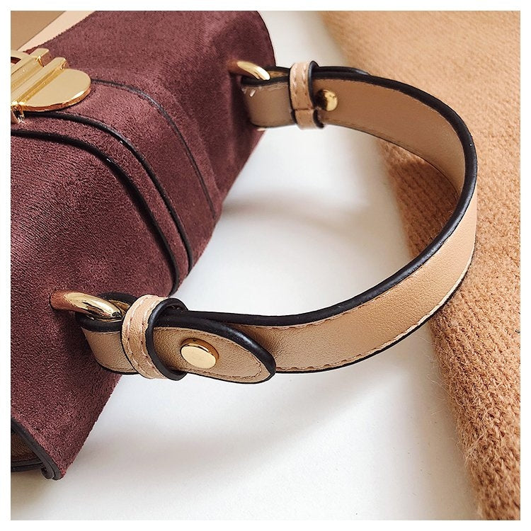 ผู้หญิงกระเป๋าถือหนังกระเป๋าสะพายหรูหราออกแบบกระเป๋าCrossbody