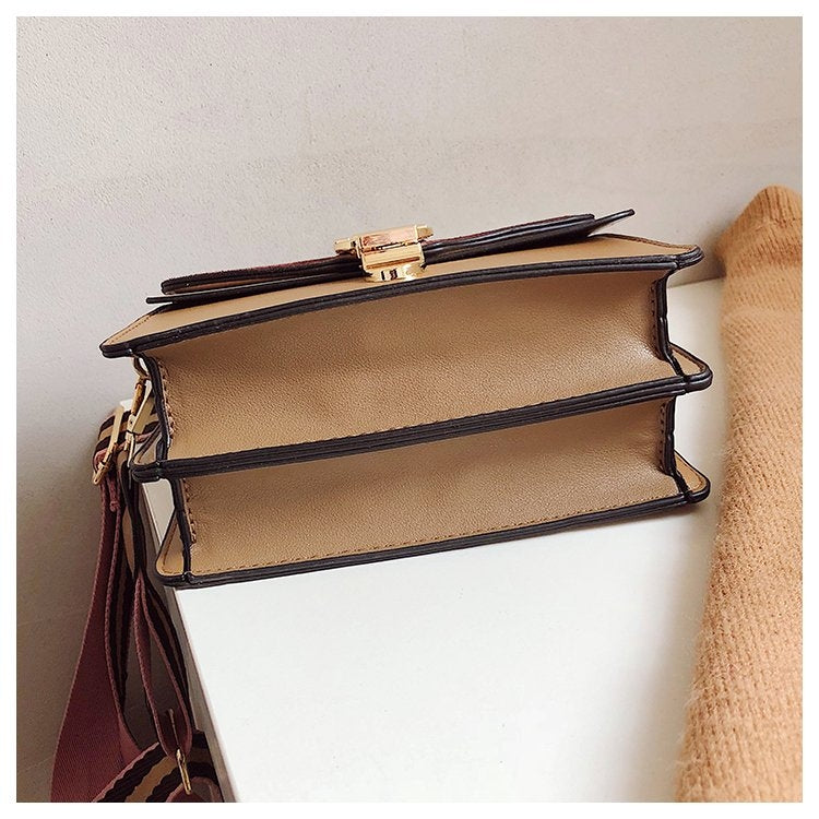 ผู้หญิงกระเป๋าถือหนังกระเป๋าสะพายหรูหราออกแบบกระเป๋าCrossbody