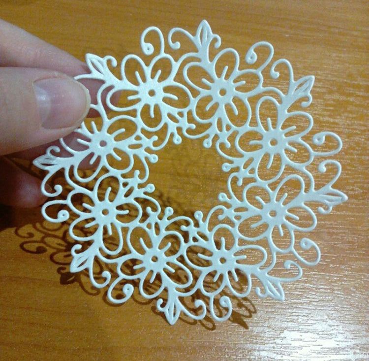 มีดพวงมาลัยกลวง Die Cut อัลบั้มสมุดทำการ์ดอวยพรลายฉลุ, Hollow Garland Shape