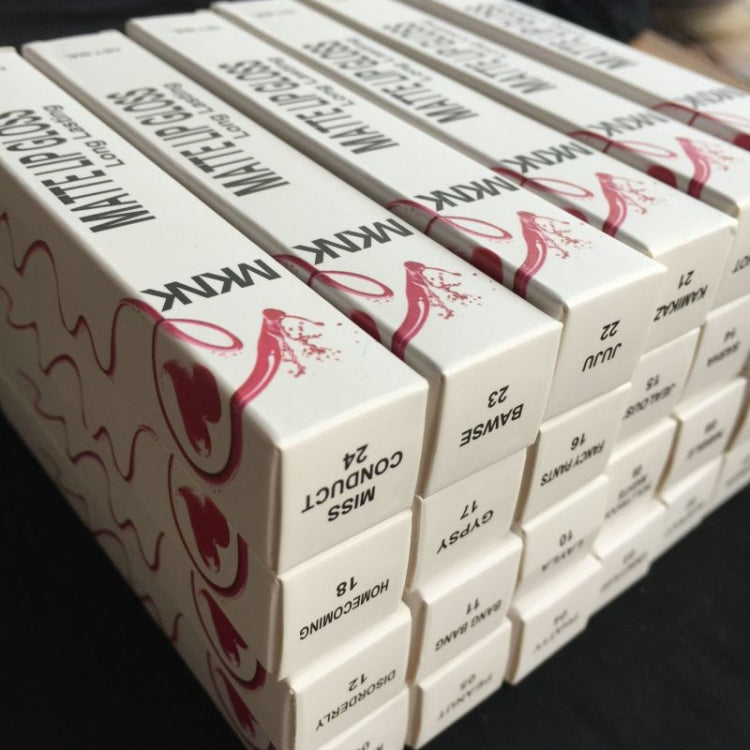 เซ็กซี่กันน้ำลิปสติก Matte Lip GLOSS Velvet Long Lasting Lipstick เครื่องสำอางค์แต่งหน้า