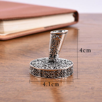 ที่ใส่ปากกาขนนก Retro ที่ใส่ปากกาทรงกลมโลหะ, 4×4.1cm