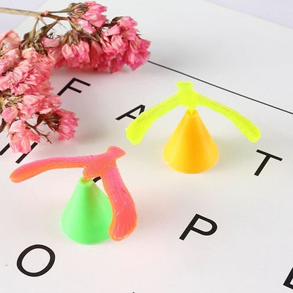 10 ชิ้นเด็กตลกของเล่นพลาสติกมินิ DIY เมจิกสมดุลนกเด็กของขวัญ, การจัดส่งสีสุ่ม, Magic Balancing Bird