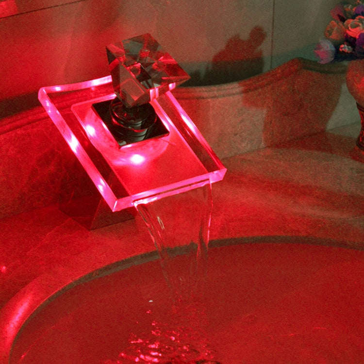 LED น้ำตกก๊อกน้ำอุณหภูมิที่มีสีสันเปลี่ยนสี Anti-scalding Faucet, Color-changing Faucet