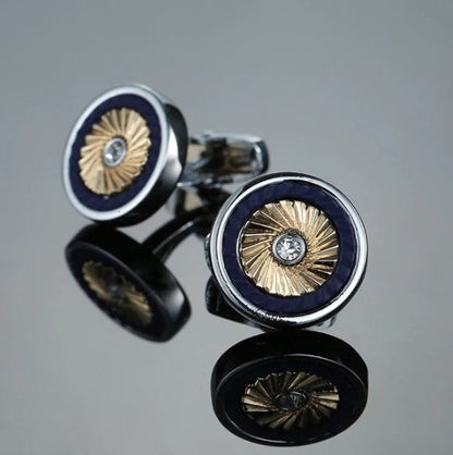 1 คู่ผู้ชายเหล็กแกะสลักเลเซอร์ Cuff Links สำหรับงานแต่งงานแฟชั่นชายเสื้อ Cufflinks