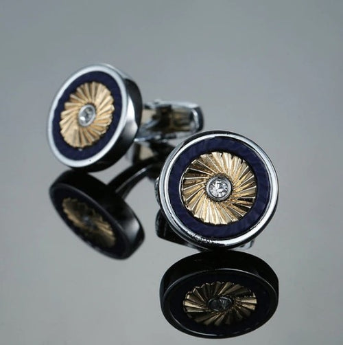 1 คู่ผู้ชายเหล็กแกะสลักเลเซอร์ Cuff Links สำหรับงานแต่งงานแฟชั่นชายเสื้อ Cufflinks
