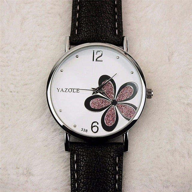 YAZOLE นาฬิกาควอทซ์ลายโคลเวอร์สี่ใบสไตล์ OL สุภาพสตรี