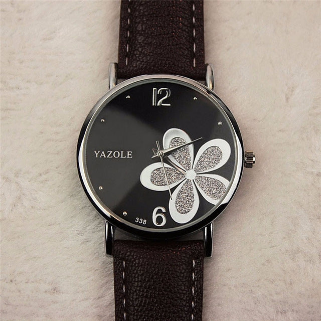 YAZOLE นาฬิกาควอทซ์ลายโคลเวอร์สี่ใบสไตล์ OL สุภาพสตรี