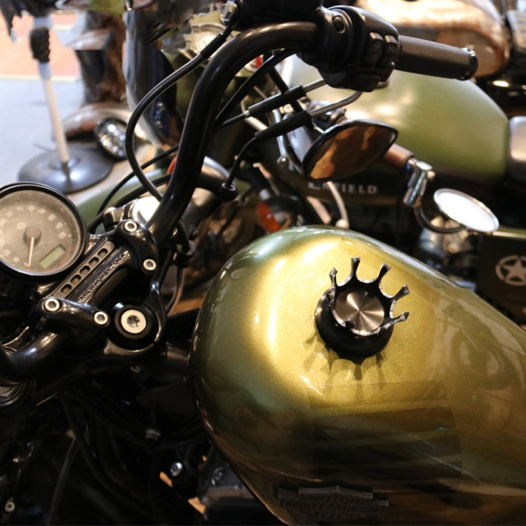 รถจักรยานยนต์ CNC อลูมิเนียมอัลลอยด์ Crown การใช้ถังหมวกเหมาะสำหรับ Harley 883 / XL / 1200 / 48 / 72