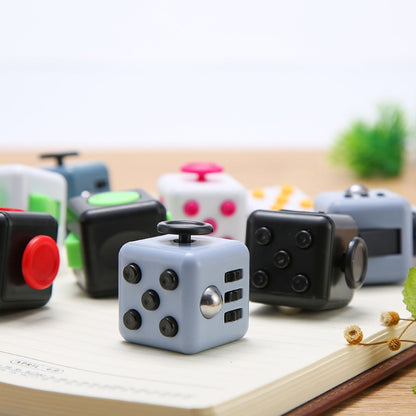 3 PCS Decompression Cube ของเล่นผู้ใหญ่ Decompression ลูกเต๋า, Gray + Black, Black+Red, White + Red, White