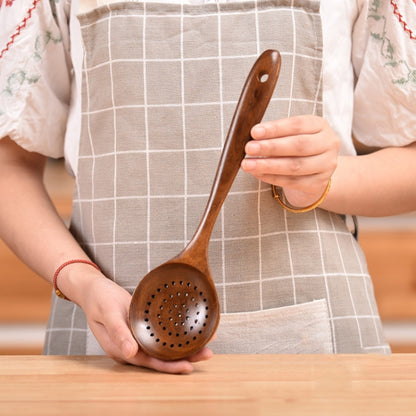 Non-Stick หม้อพลั่วไม้สักทำอาหารหม้อพลั่วบนโต๊ะอาหาร, Sweet Spoon, Saving Spoon, Bent Spoon, Mixing Spoon, Filter Spoon, Curved Shovel, Thickened Oblique Shovel, Curved Spatula, Small Spoon, Medium Spoon, Long Handle Filter Spoon