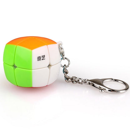 2 ชิ้นมินิพวงกุญแจ Rubik Cube ของเล่นบีบอัด, Pyramid Keychain, Maple Leaf Keychain, Second-order Keychain, Third-order Keychain Flat Version, Gear Keychain