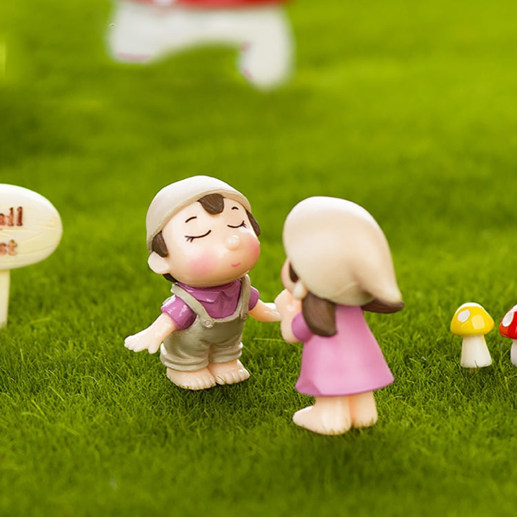 4 PCS Boys and Girls Micro Landscape Ornaments ของตกแต่งบ้านของเล่น, การจัดส่งแบบสุ่ม, 4 PCS Boys and Girls House Decorations