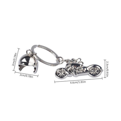 แบบจำลอง 3 มิติแบบคลาสสิกของรถจักรยานยนต์หมวกกันน็อครถจักรยานยนต์ Charms การสร้างโลหะผสมพวงกุญแจพวงกุญแจกุญแจรถ, Motorcycle Shape