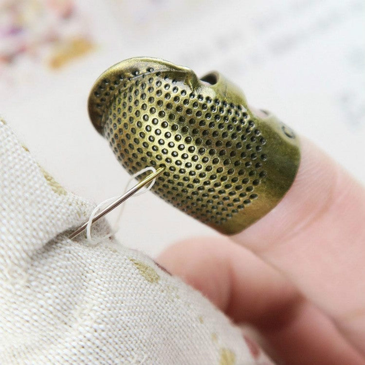 ครัวเรือนปรับโลหะเย็บ Thimble Finger Protectors เย็บเครื่องมืออุปกรณ์เสริม, S, M